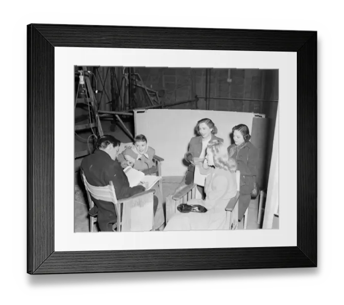Framed Print : dan1950 bw neg pub 060 Framed Print : dan1950 bw neg pub 060