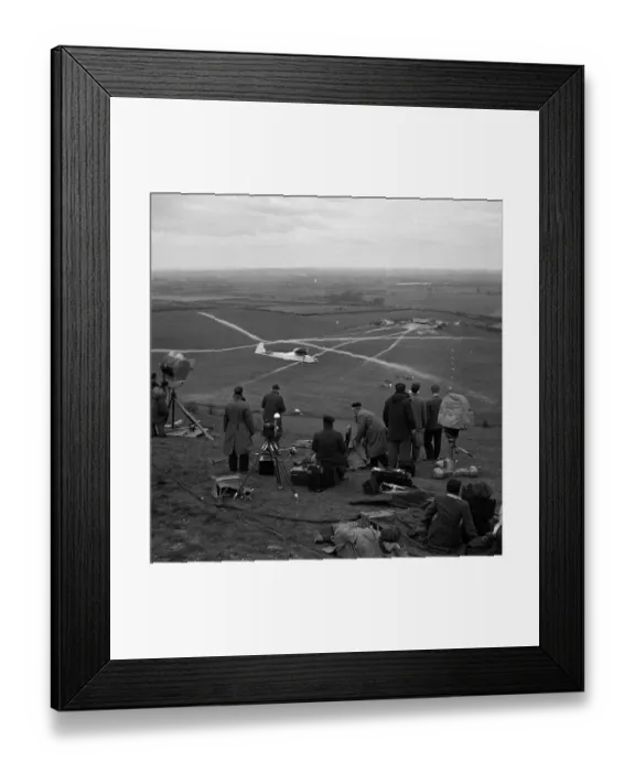 Framed Print : dan1950 bw neg pub 072 Framed Print : dan1950 bw neg pub 072