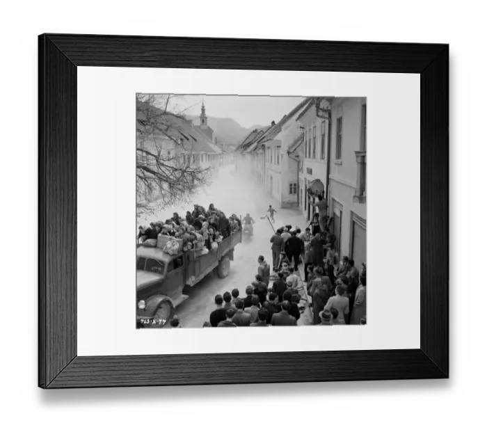 Framed Print : div1954 bw neg 048 Framed Print : div1954 bw neg 048