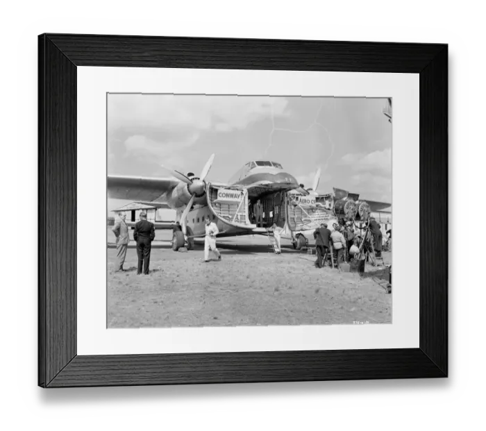 Framed Print : mns1957 bw neg pub 030 Framed Print : mns1957 bw neg pub 030