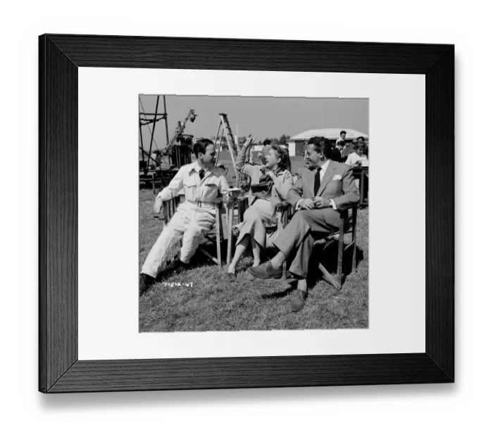 Framed Print : mns1957 bw neg pub 047