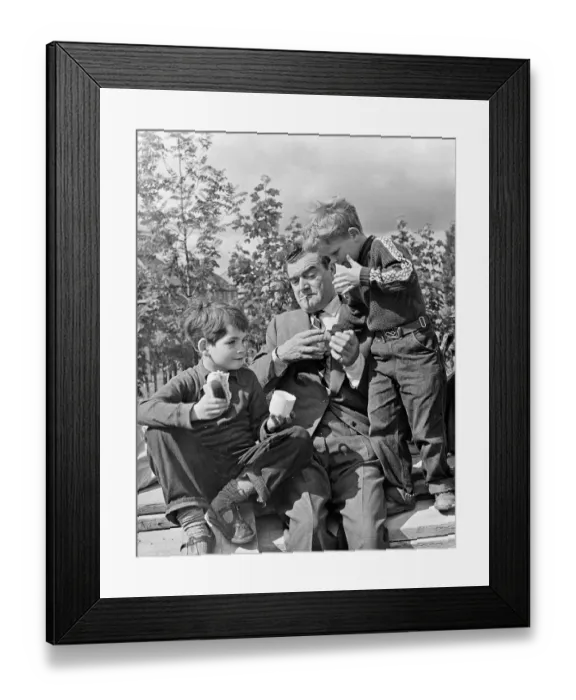 Framed Print : mns1957 bw neg pub 084 Framed Print : mns1957 bw neg pub 084