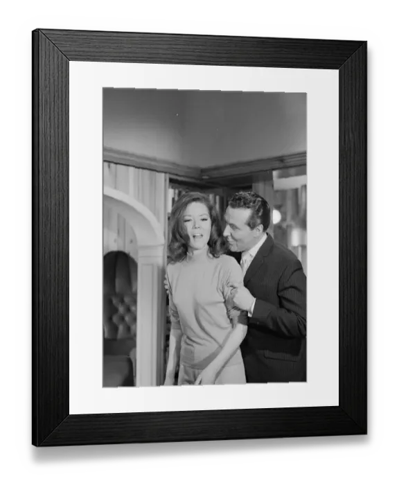 Framed Print : ave5 whw bw neg 002
