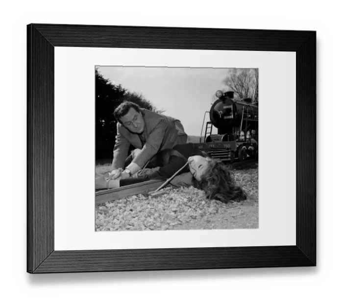 Framed Print : ave4 tgd bw neg 012