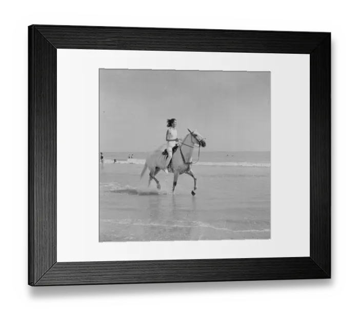 Framed Print : ave bea bw neg 004 Framed Print : ave bea bw neg 004