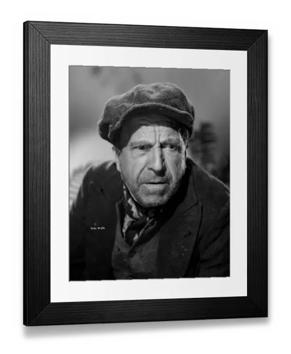Framed Print : wen1942 bw neg por 050 Framed Print : wen1942 bw neg por 050