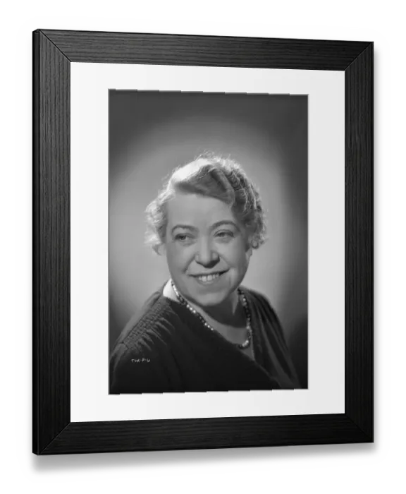 Framed Print : wen1942 bw neg por 067 Framed Print : wen1942 bw neg por 067
