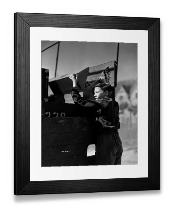 Framed Print : wen1942 bw neg pro 059 Framed Print : wen1942 bw neg pro 059