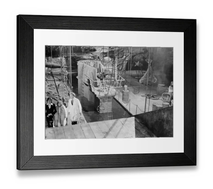 Framed Print : fin1973 bw neg 039