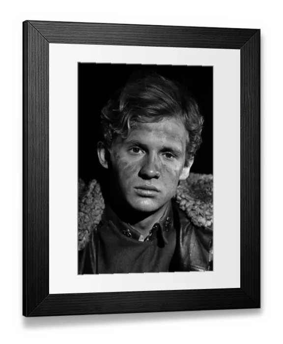 Framed Print : ace1976 bw neg 035 Framed Print : ace1976 bw neg 035