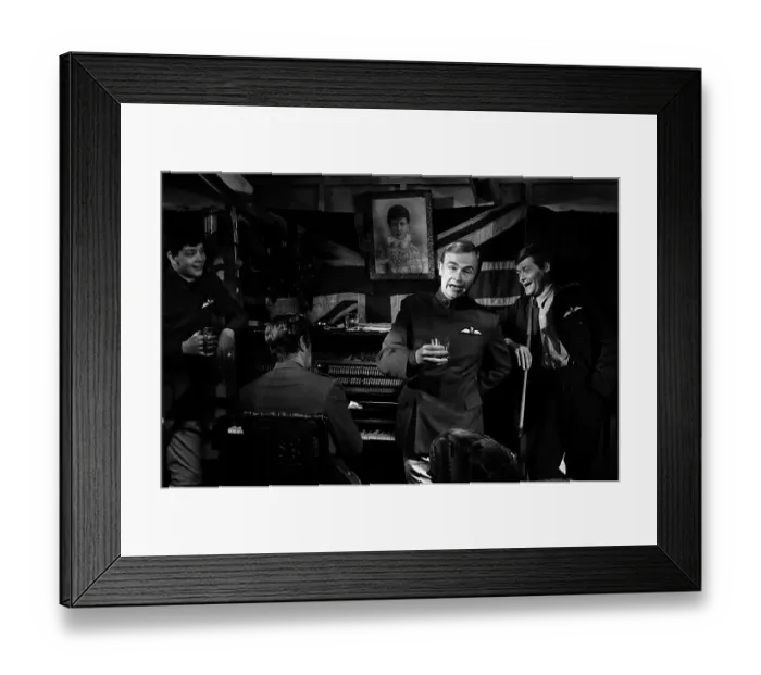 Framed Print : ace1976 bw neg 049 Framed Print : ace1976 bw neg 049