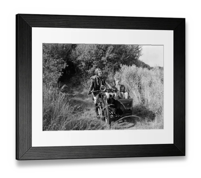 Framed Print : ace1976 bw neg 052