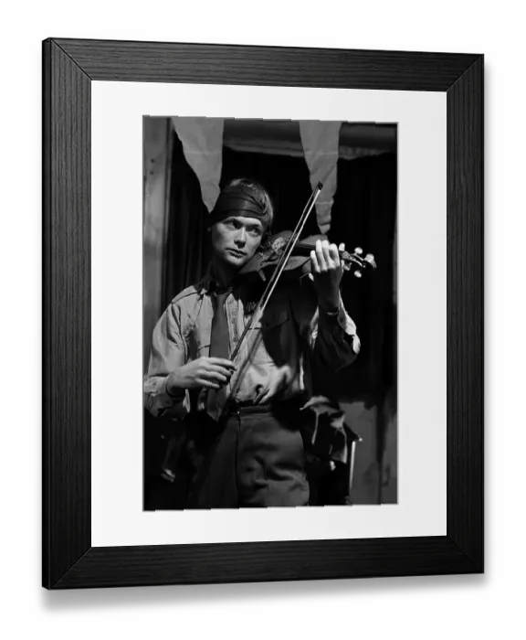 Framed Print : ace1976 bw neg 074