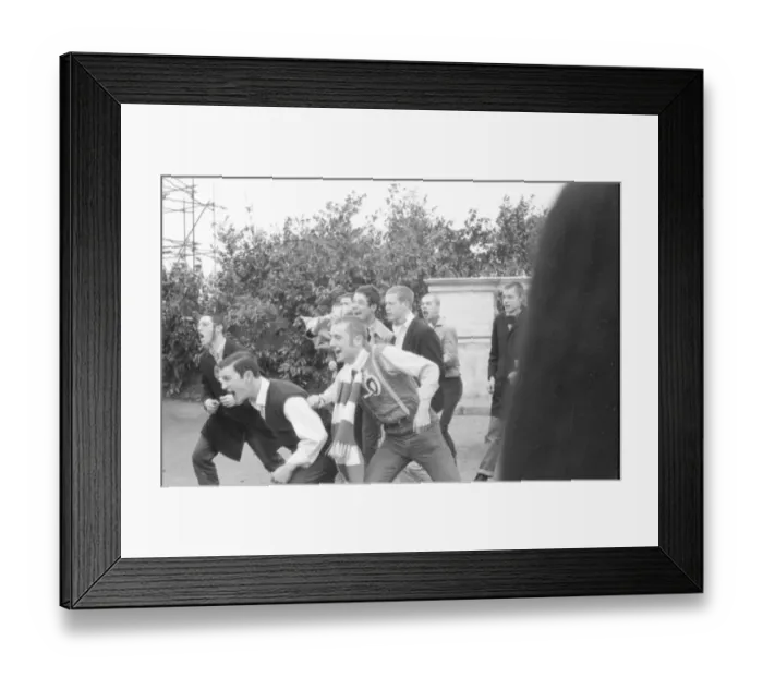 Framed Print : bre1970 bw pri con 001 04 Framed Print : bre1970 bw pri con 001 04