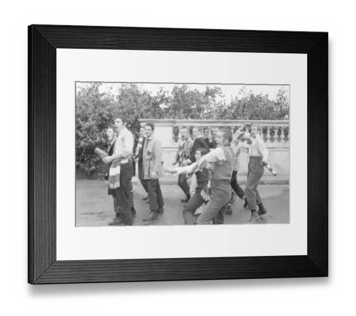 Framed Print : bre1970 bw pri con 001 03 Framed Print : bre1970 bw pri con 001 03