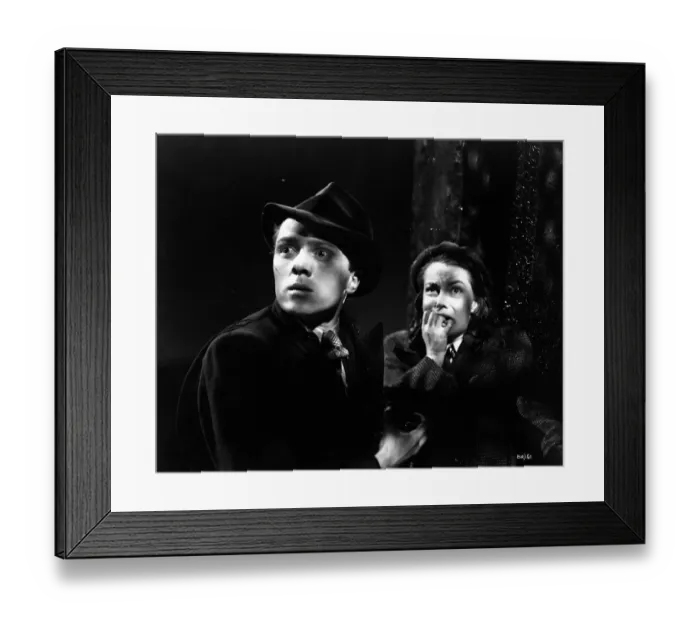 Framed Print : A production still image from Brighton Rock (1947) Framed Print : A production still image from Brighton Rock (1947)