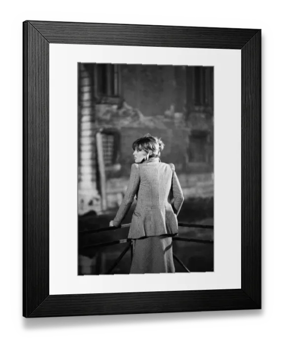 Framed Print : Don t Look Now Framed Print : Don t Look Now
