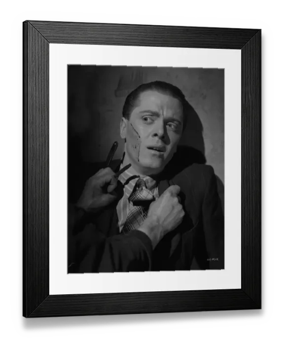 Framed Print : Richard Attenborough in Brighton Rock (1947) Framed Print : Richard Attenborough in Brighton Rock (1947)