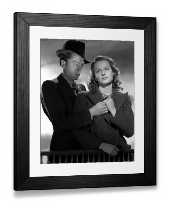 Framed Print : Pinkie and Rose in Brighton Rock (1947) Framed Print : Pinkie and Rose in Brighton Rock (1947)