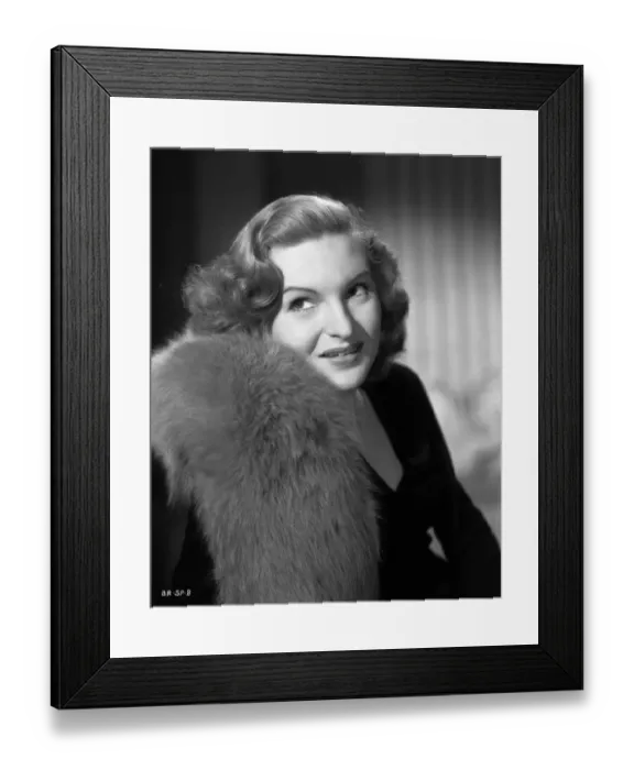 Framed Print : A Promotional portrait for Brighton Rock (1947) Framed Print : A Promotional portrait for Brighton Rock (1947)