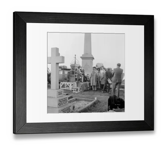 Framed Print : On the set of Billy Liar (1963) Framed Print : On the set of Billy Liar (1963)