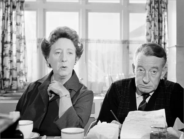 Mona Washbourne and Wilfred Pickles in Billy Liar (1963)