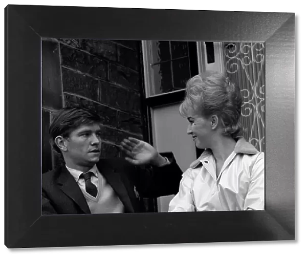 Tom Courtenay and Gwendolyn Watts in Billy Liar (1963)
