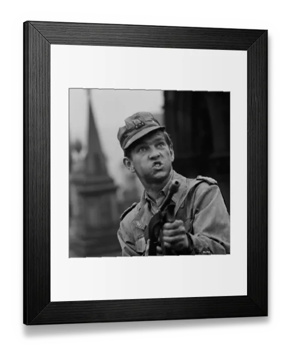 Framed Print : Tom Courtenay in a scene from Billy Liar (1963) Framed Print : Tom Courtenay in a scene from Billy Liar (1963)