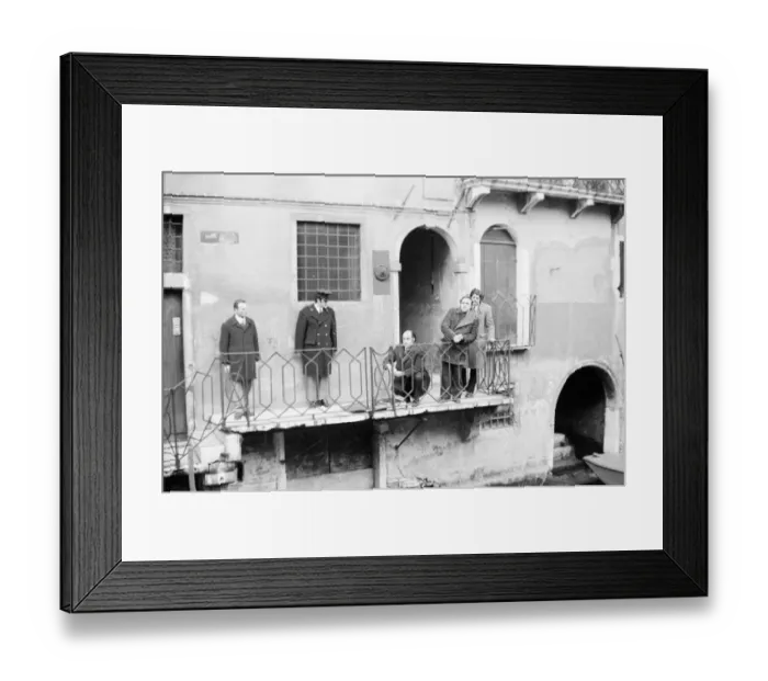 Framed Print : Don t Look Now Framed Print : Don t Look Now