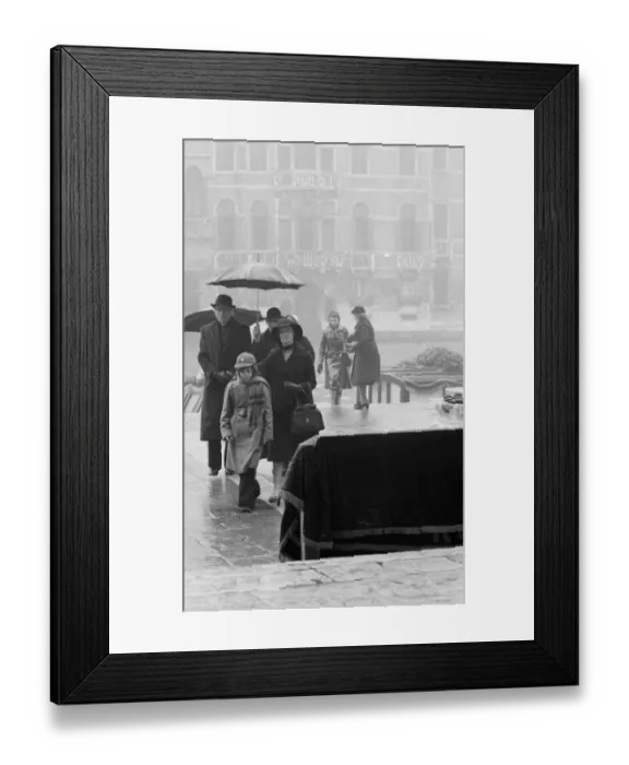 Framed Print : Don t Look Now Framed Print : Don t Look Now