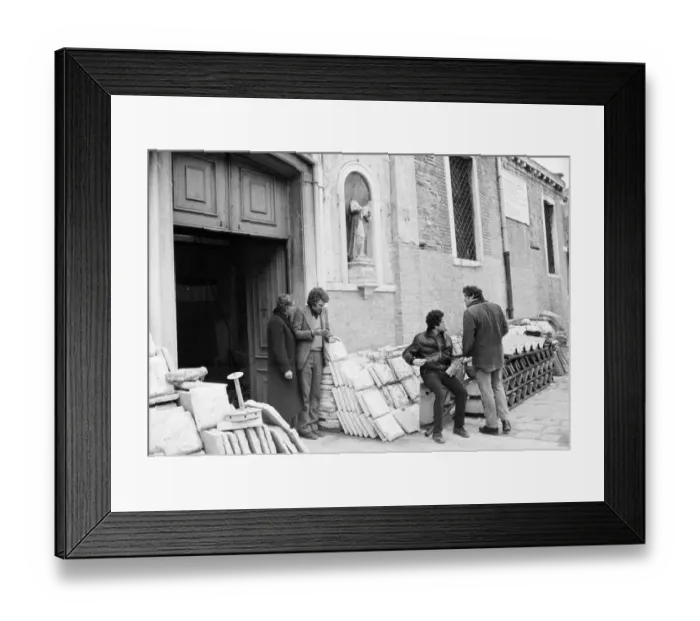 Framed Print : Don t Look Now Framed Print : Don t Look Now