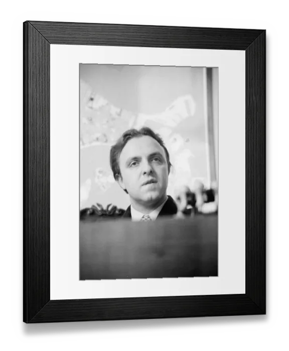 Framed Print : Don t Look Now