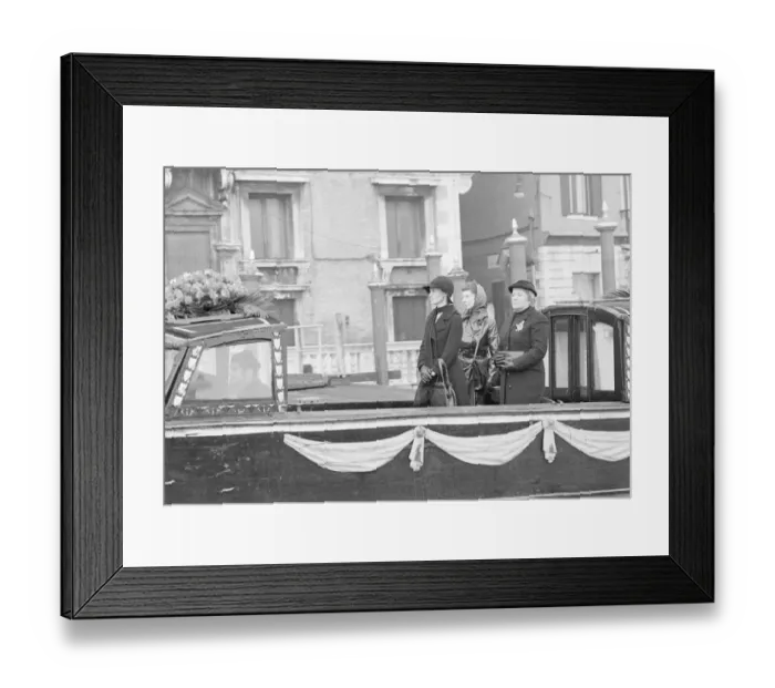 Framed Print : Don t Look Now Framed Print : Don t Look Now
