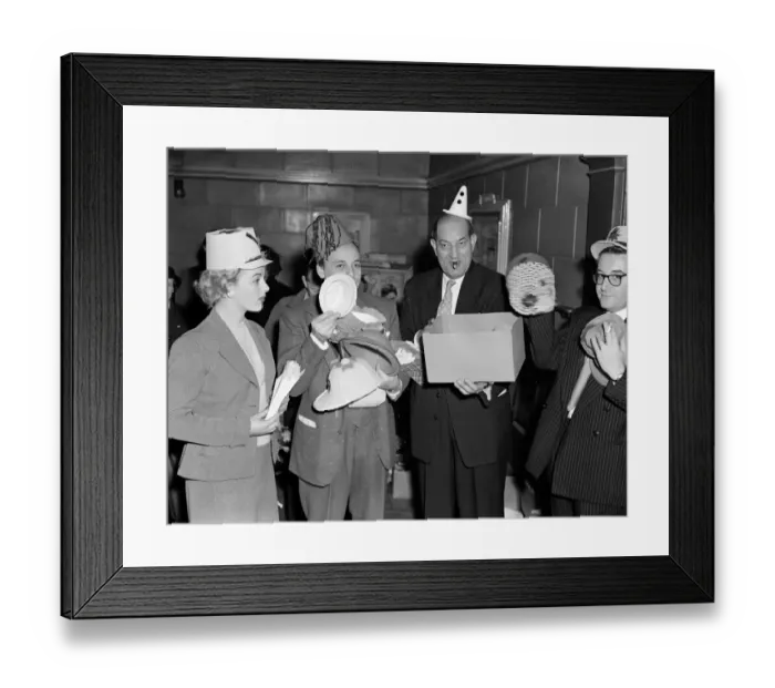Framed Print : The Lady Killers Framed Print : The Lady Killers