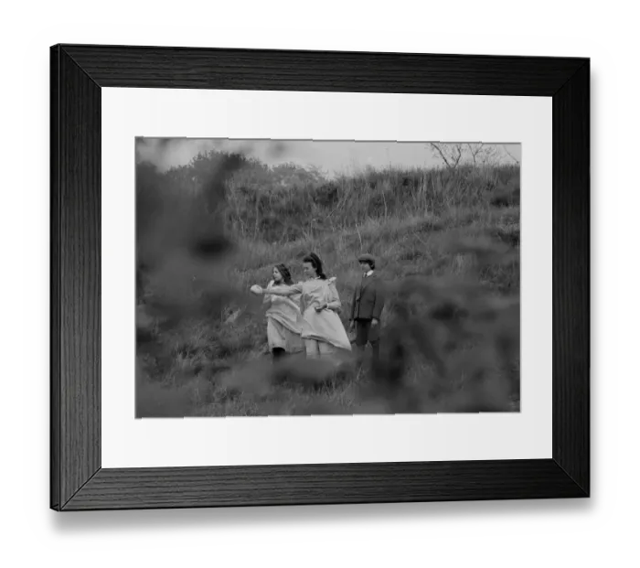 Framed Print : The Railway Children Framed Print : The Railway Children