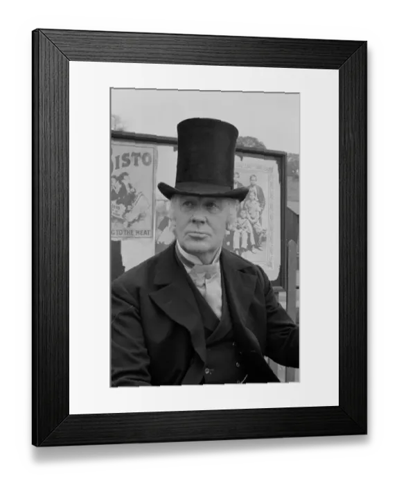 Framed Print : The Railway Children Framed Print : The Railway Children