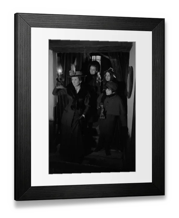 Framed Print : The Railway Children Framed Print : The Railway Children
