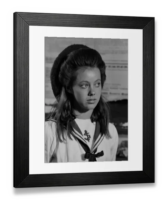 Framed Print : The Railway Children Framed Print : The Railway Children