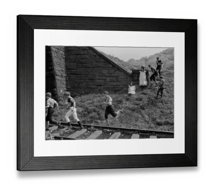 Framed Print : The Railway Children