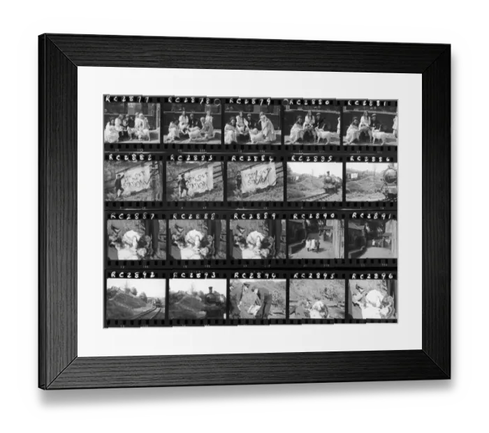 Framed Print : The Railway Children Framed Print : The Railway Children