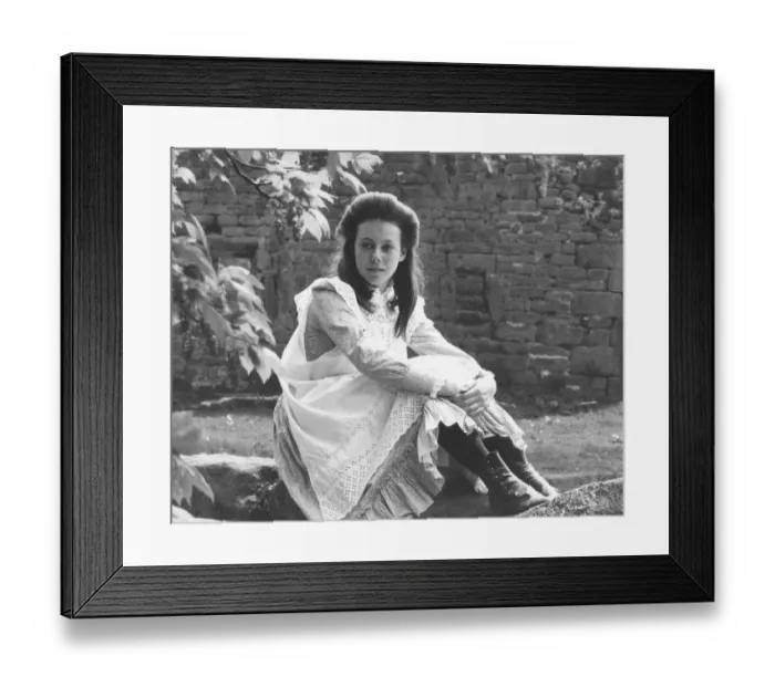 Framed Print : The Railway Children Framed Print : The Railway Children