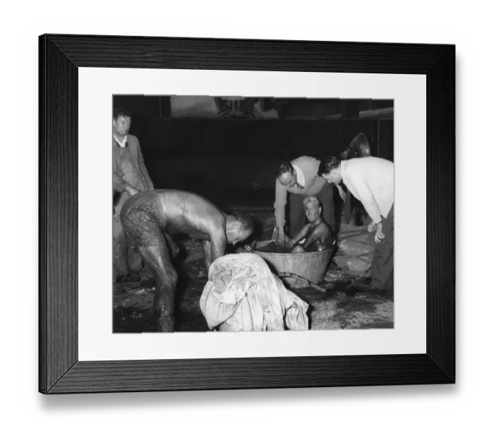 Framed Print : Ice Cold In Alex