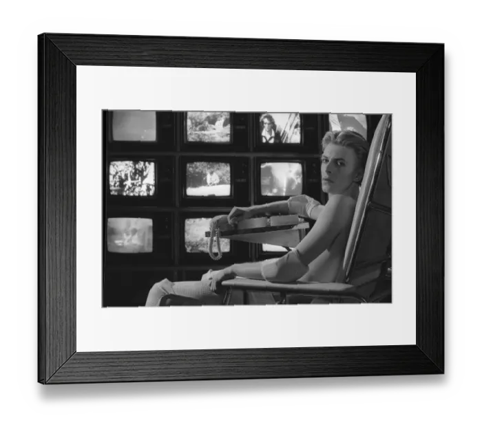Framed Print : The Man Who Fell To Earth Framed Print : The Man Who Fell To Earth