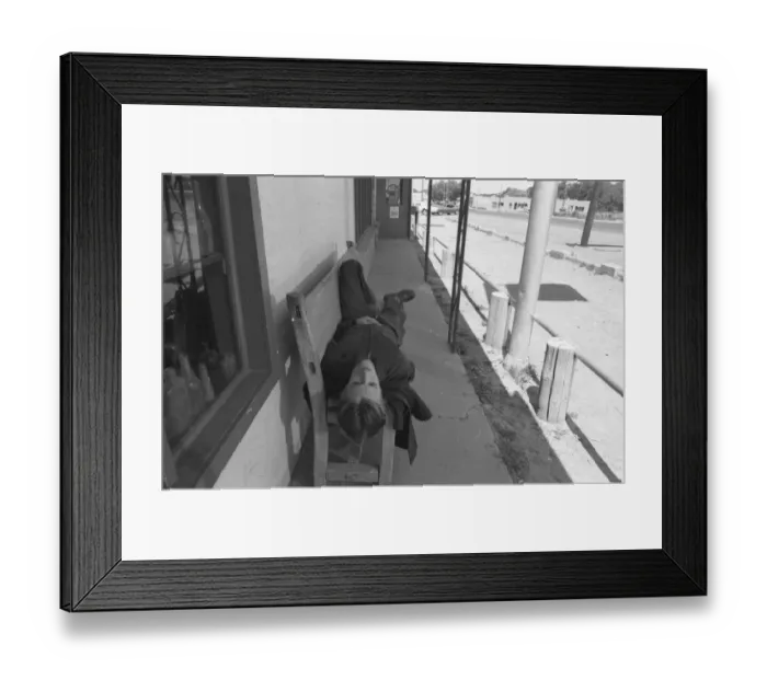 Framed Print : The Man Who Fell To Earth