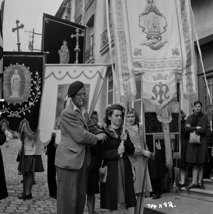 Framed Print : aga1948 bw neg 185 Framed Print : aga1948 bw neg 185