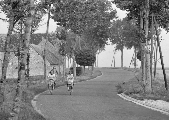 Framed Print : and1970 bw neg 002 Framed Print : and1970 bw neg 002
