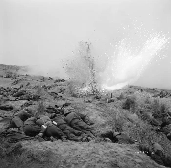 Framed Print : British troops under bombardment on the beach