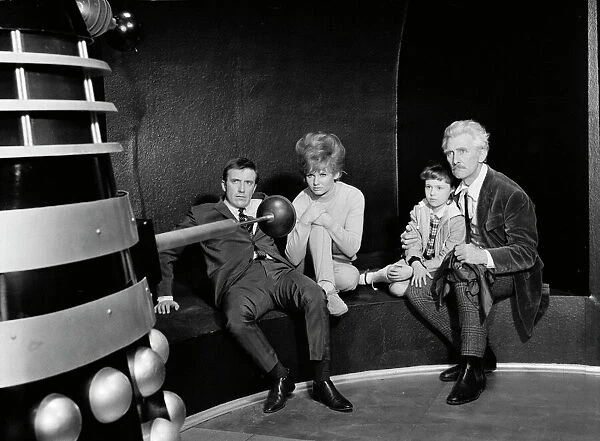 Captured. Roy Castle Jennie Linden Roberta Tovey and Peter Cushing with the Daleks
