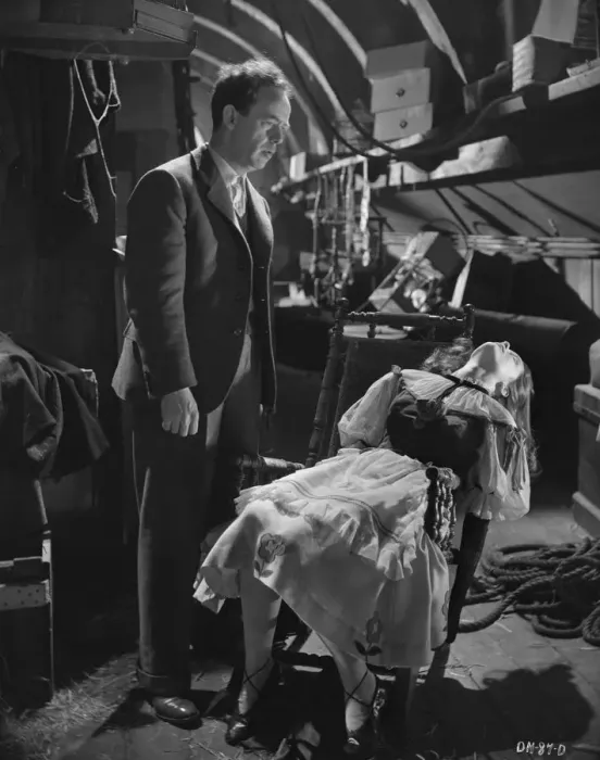 Framed Print : deo1945 bw neg 064