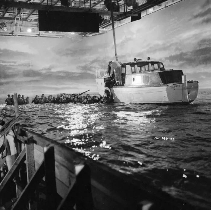 Framed Print : Filming a sequence from Dunkirk (1958) Framed Print : Filming a sequence from Dunkirk (1958)